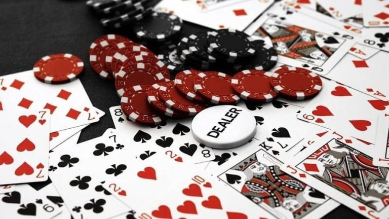 Dealer profesional Phoenix Rises siap melayani pemain indosloter